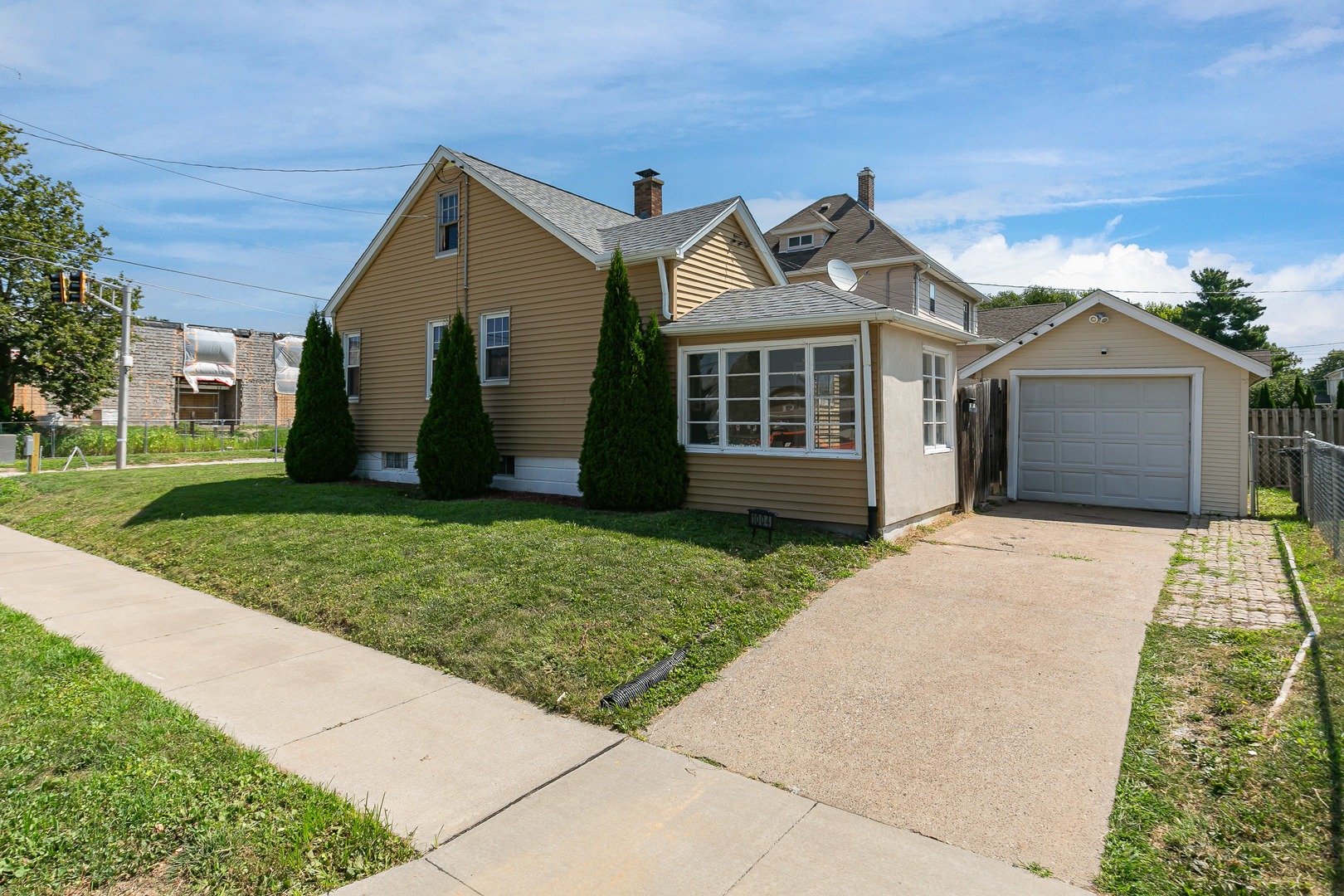 1004 16th Avenue Property Photo 1