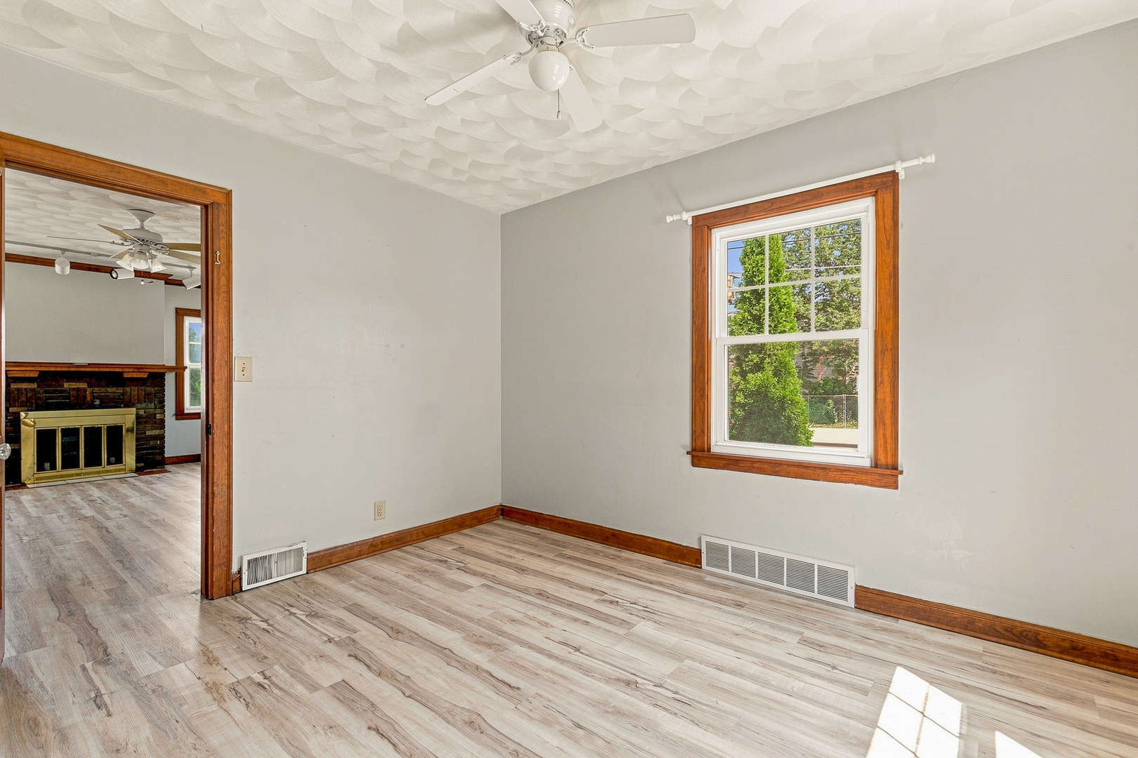 1004 16th Avenue Property Photo 10