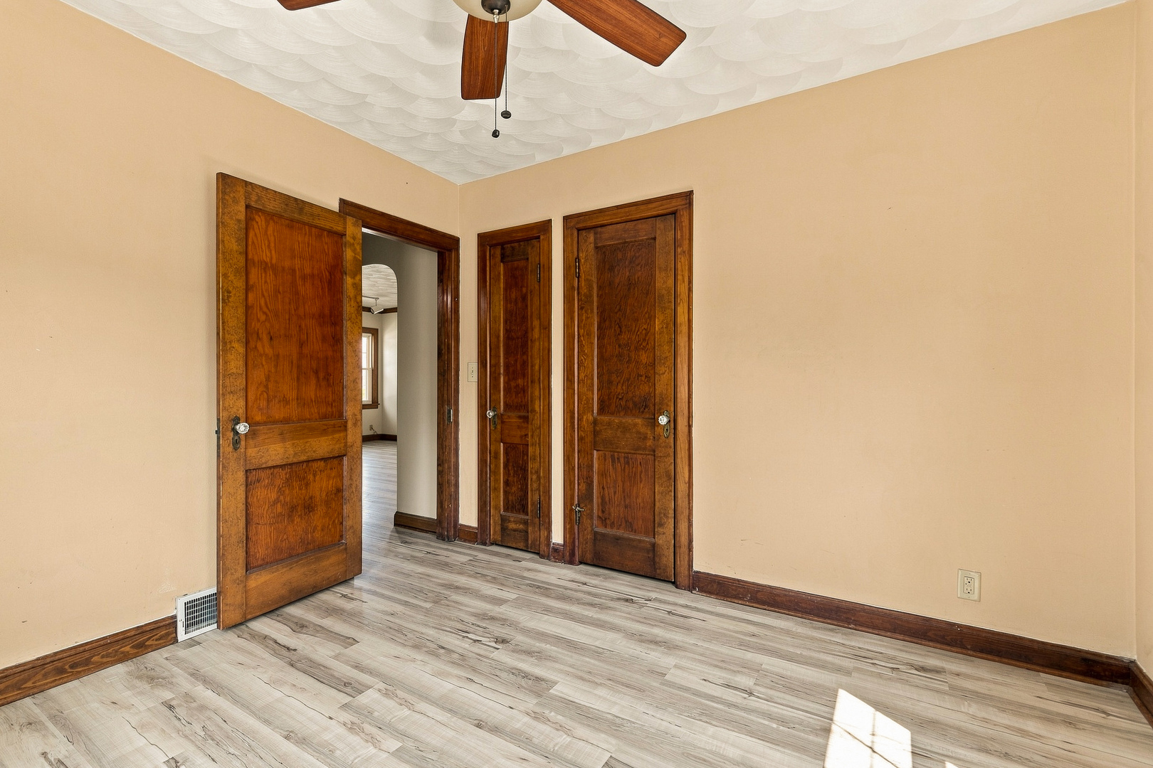 1004 16th Avenue Property Photo 12