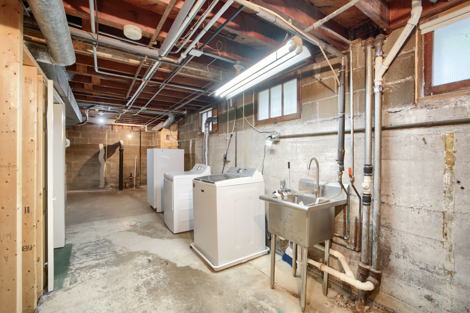 345 Vincent Place Property Photo 14