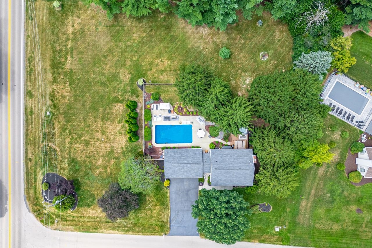 11520 Tyson Drive Property Photo 6