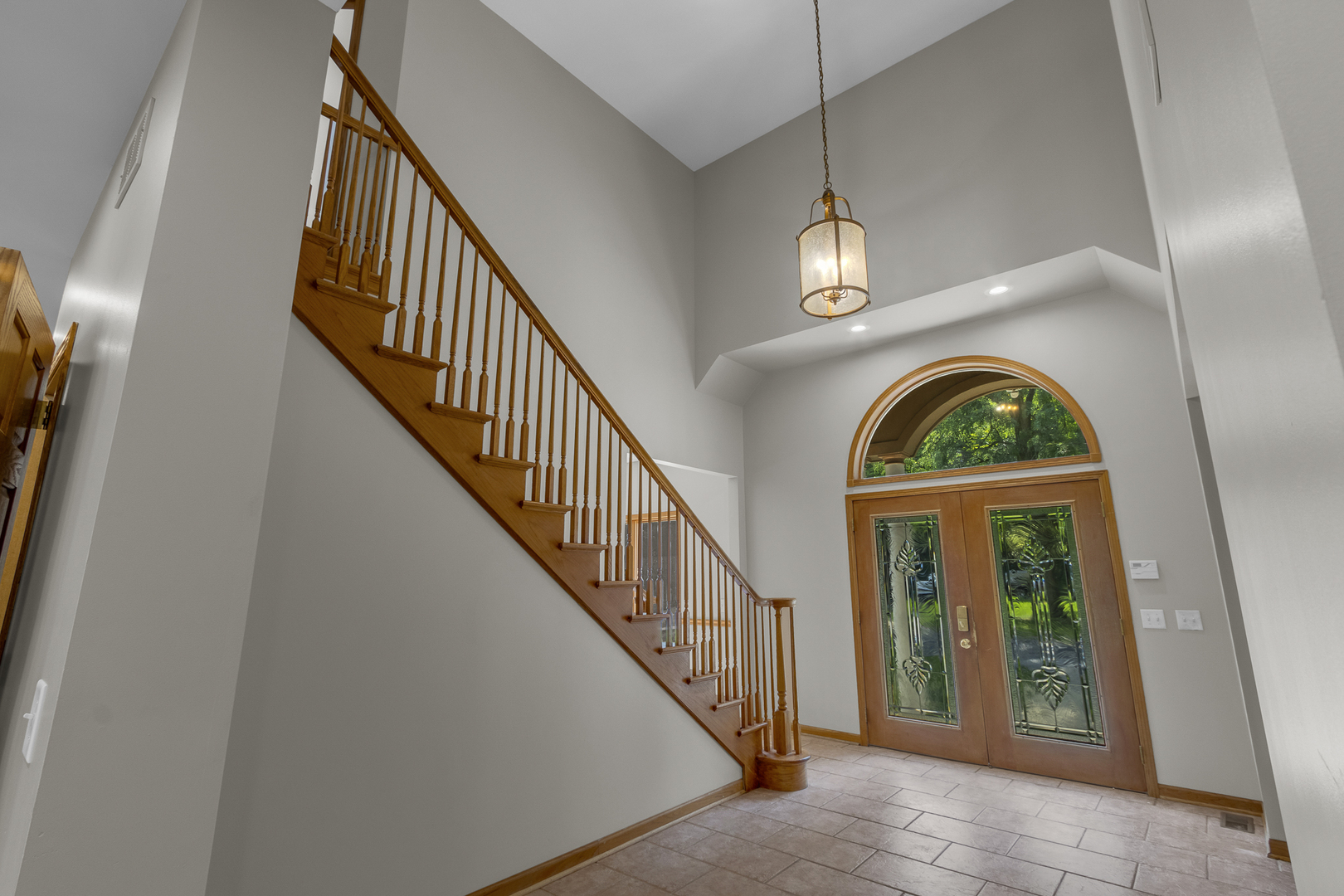 2 Echowood Drive Property Photo 7