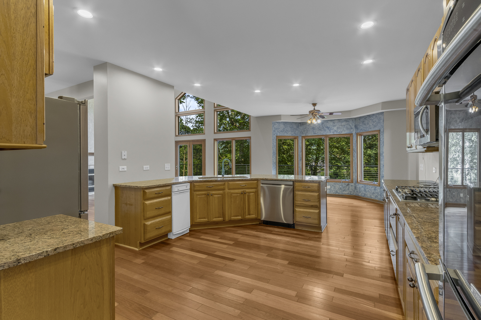 2 Echowood Drive Property Photo 16