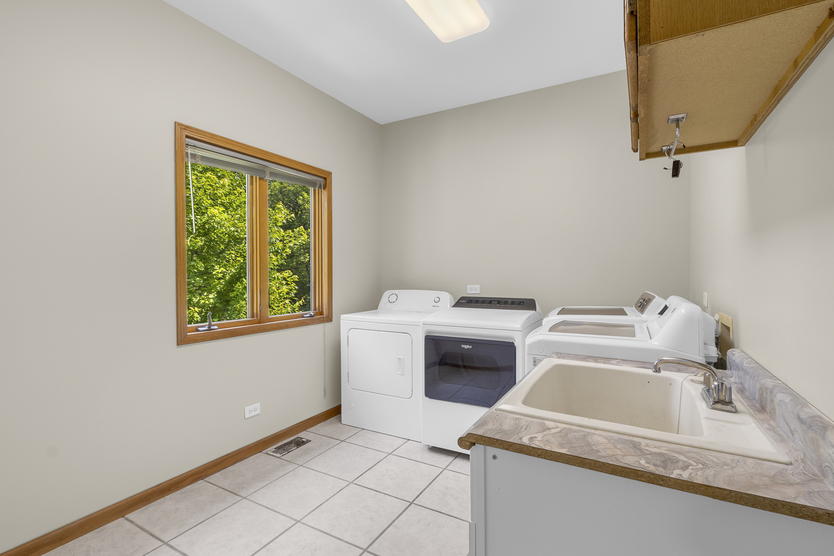 2 Echowood Drive Property Photo 29