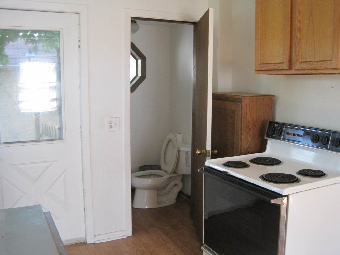 124 Cary Street Property Photo 9
