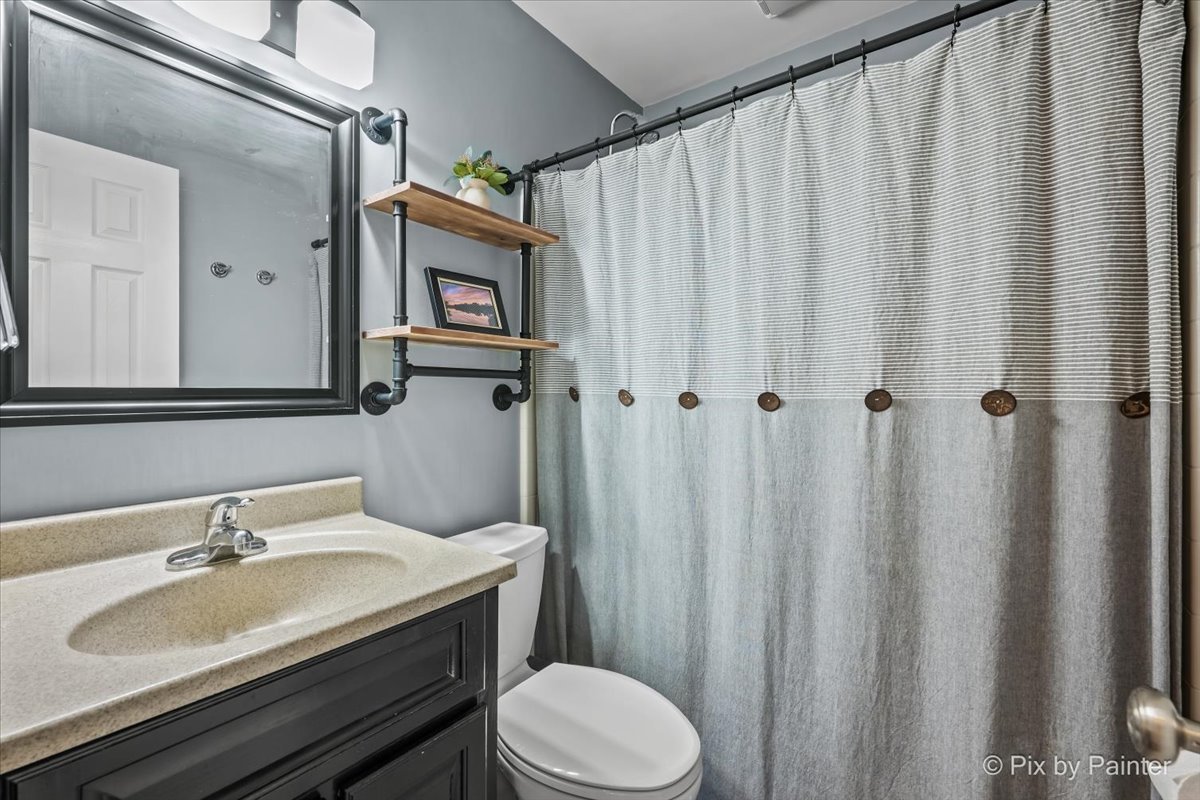 12715147 Property Photo 6