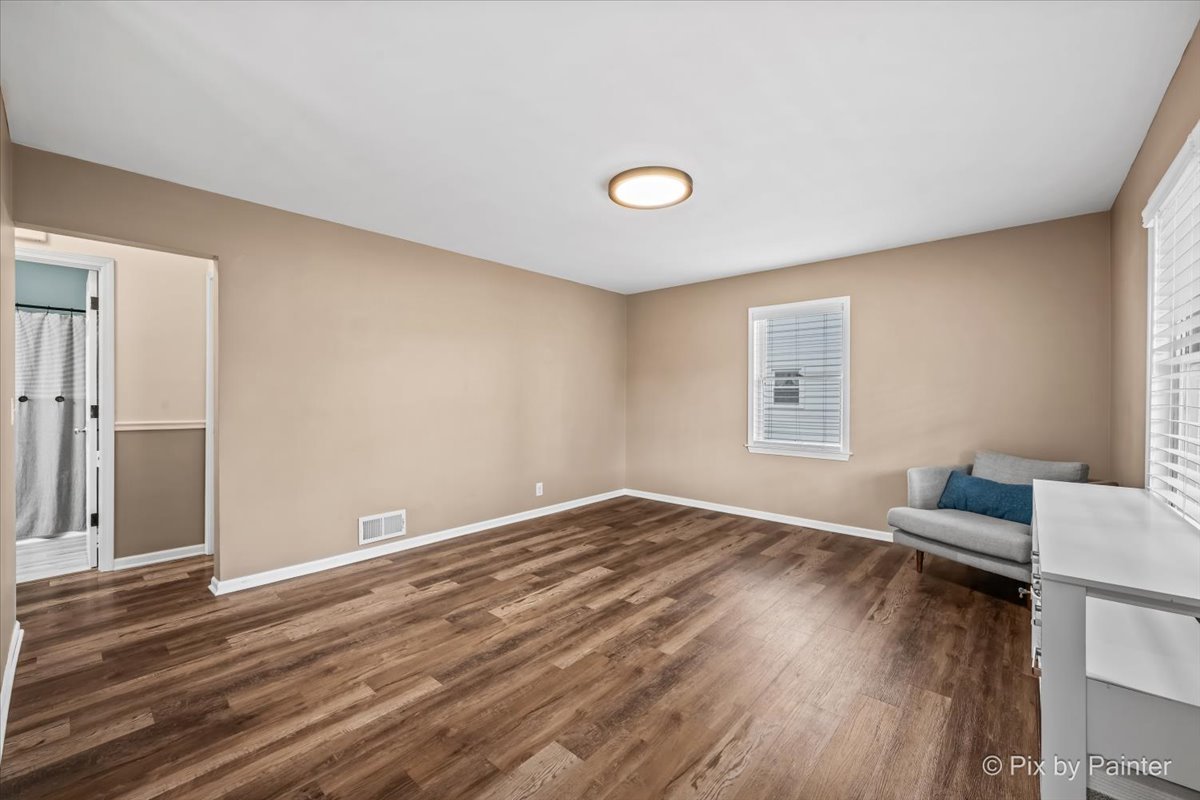 12715147 Property Photo 21