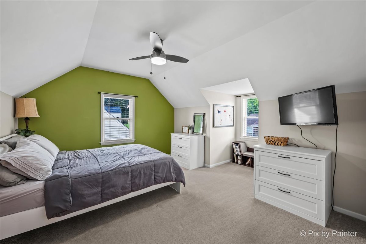 12715147 Property Photo 26