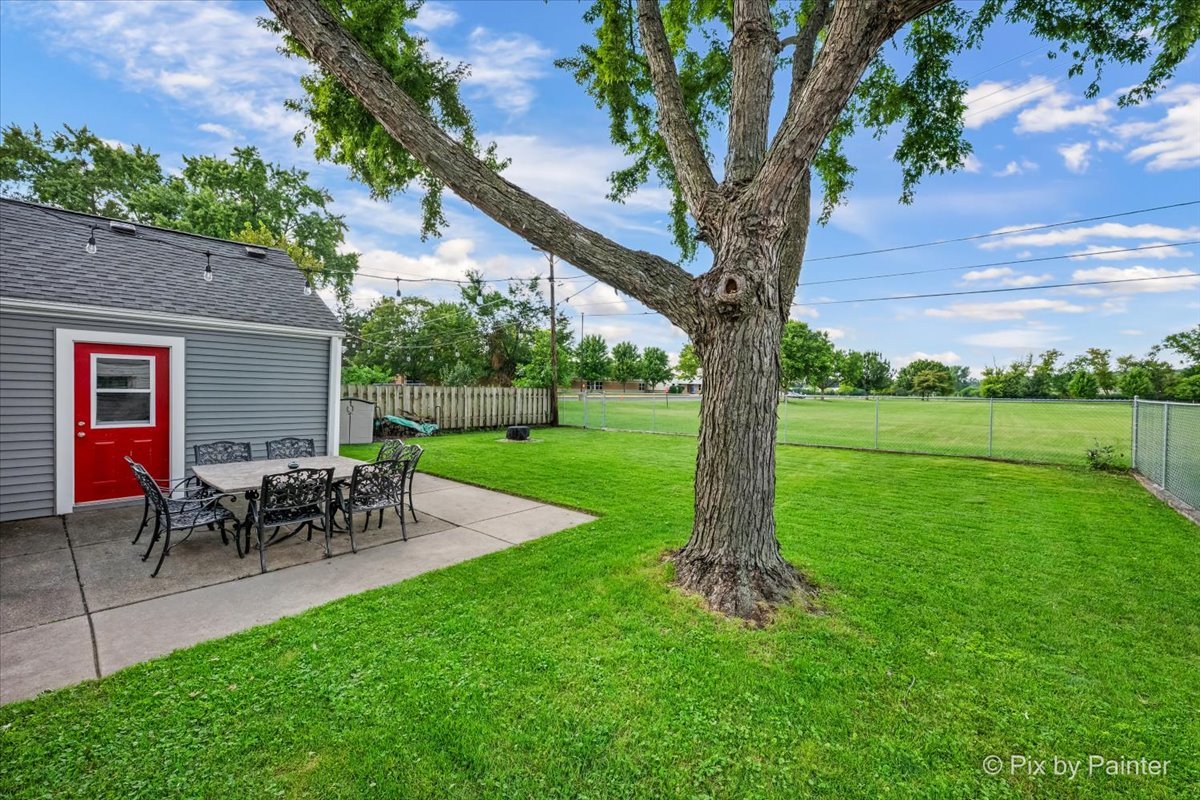 12715147 Property Photo 32
