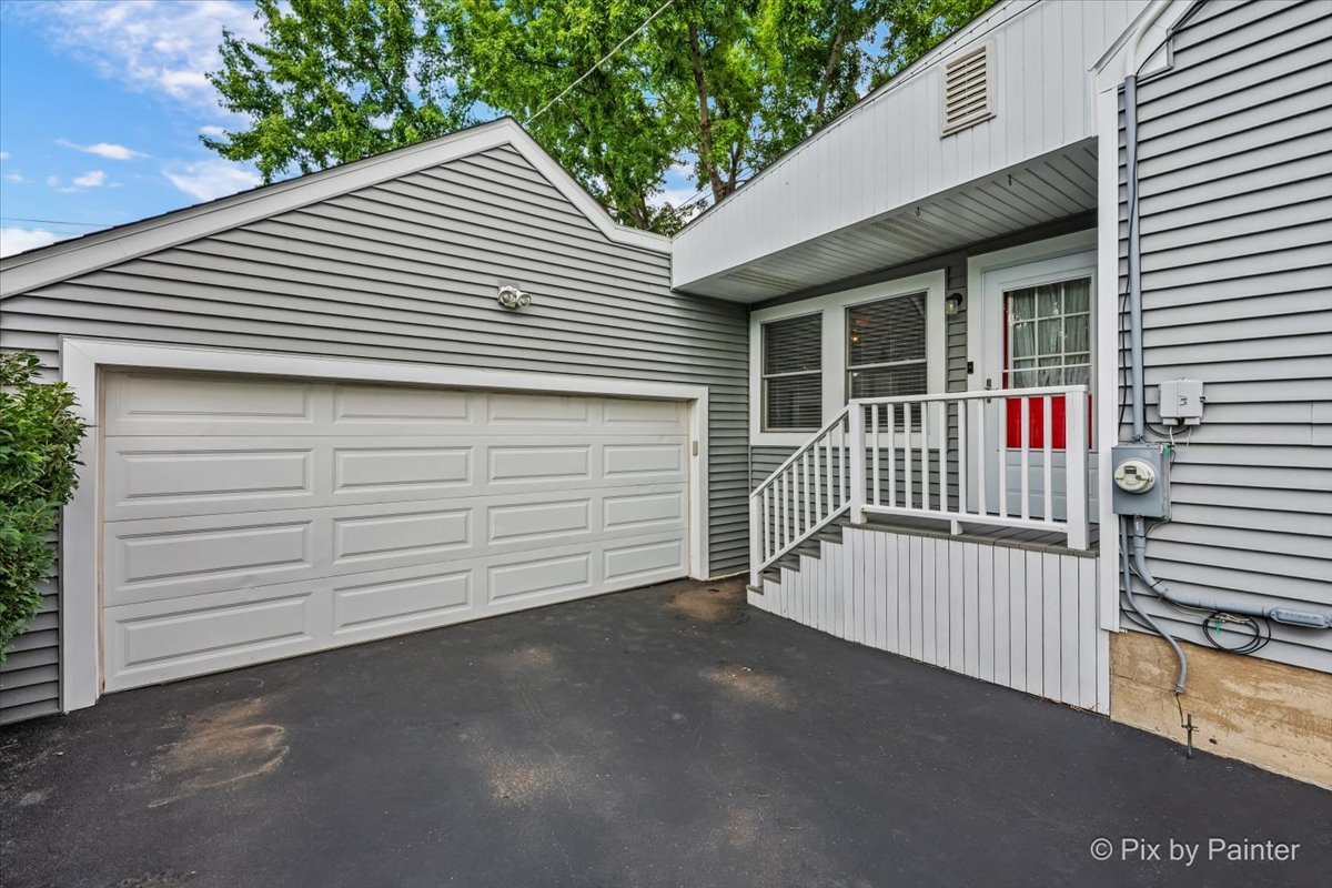 12715147 Property Photo 38