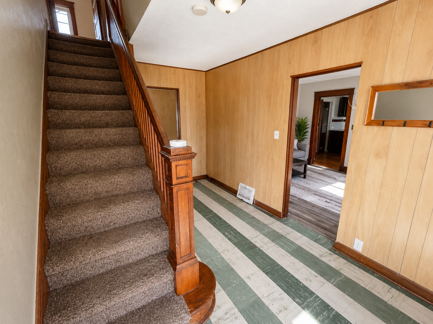 1400 Maple Road Property Photo 2