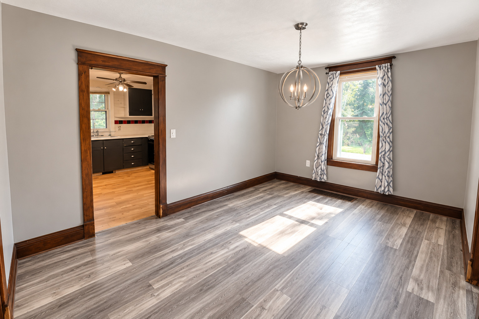 1400 Maple Road Property Photo 4