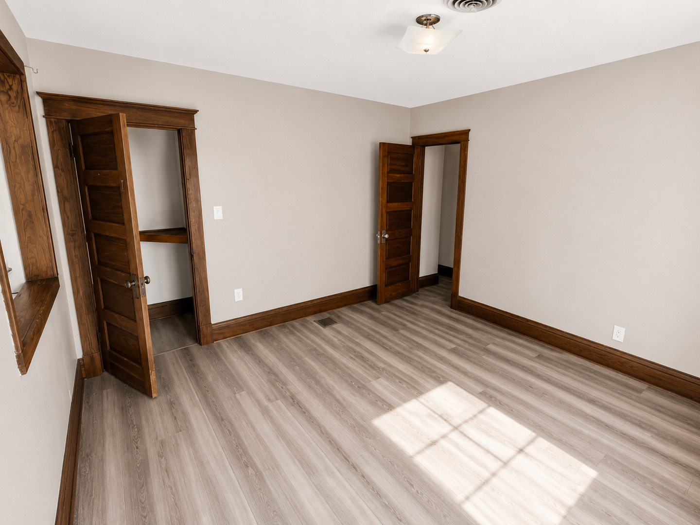 1400 Maple Road Property Photo 7