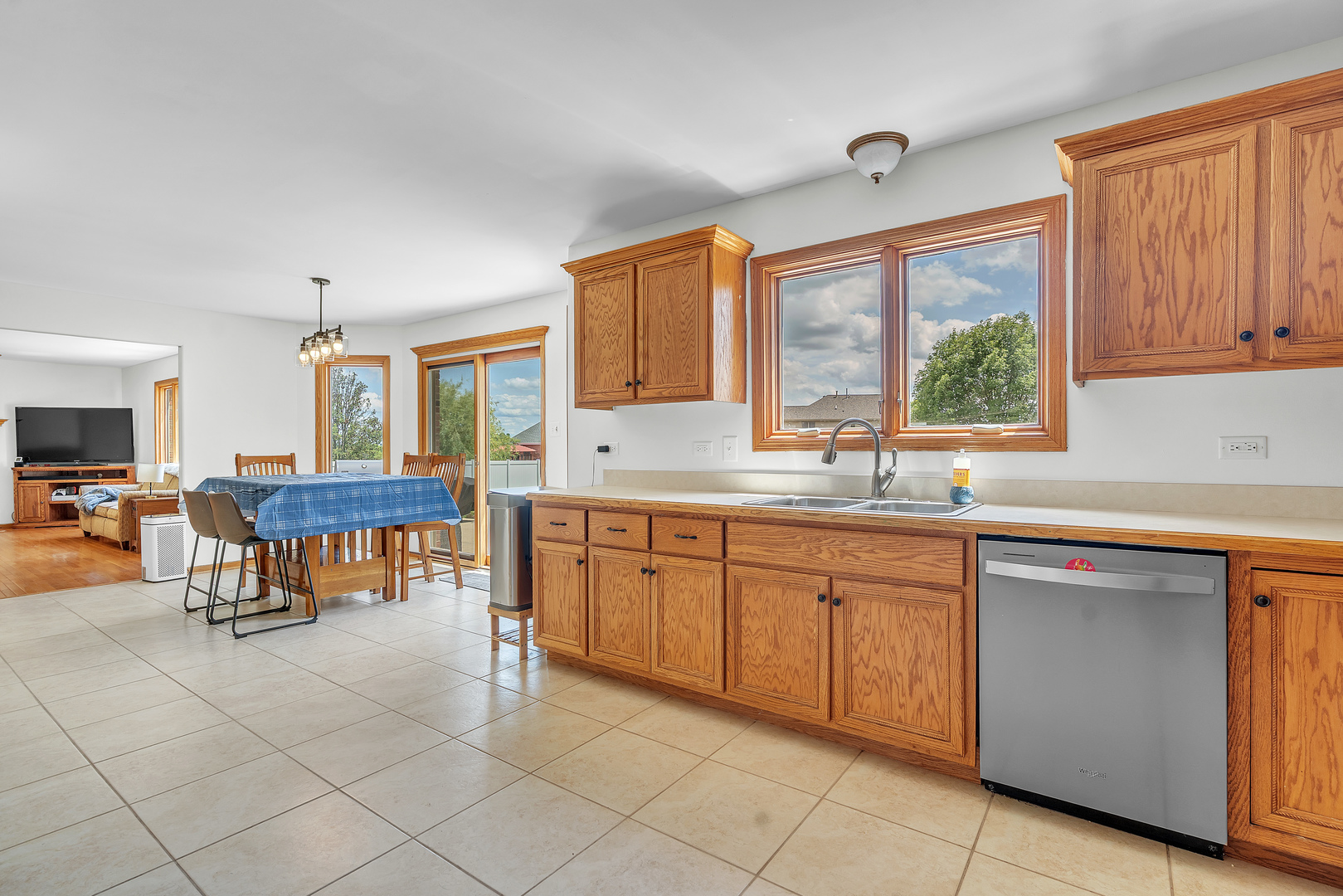 934 Marble Boulevard Property Photo 7