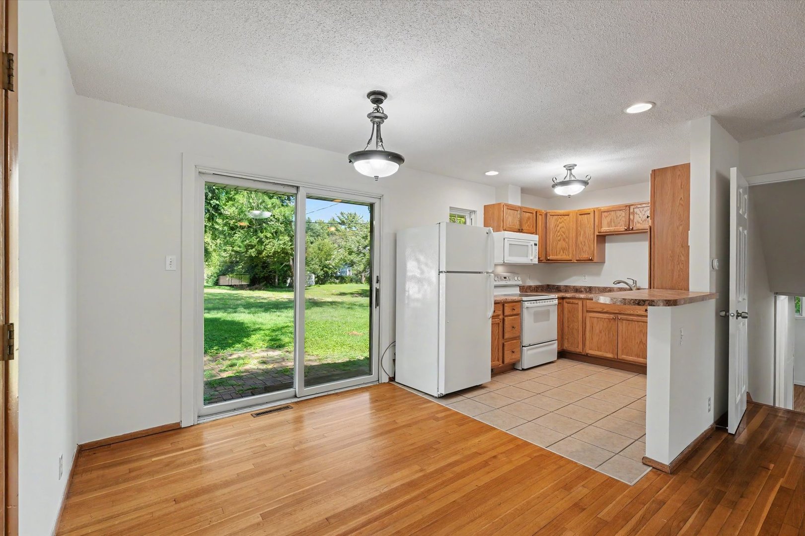 1817 Larch Place Property Photo 11