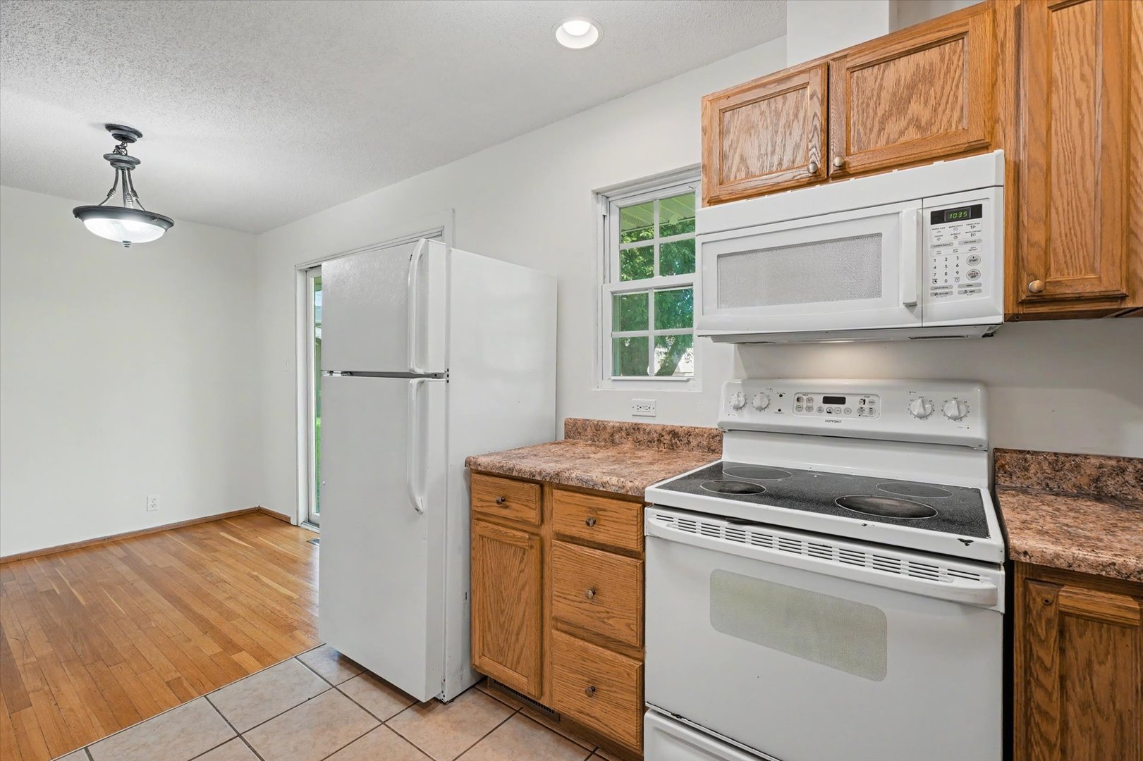 1817 Larch Place Property Photo 17