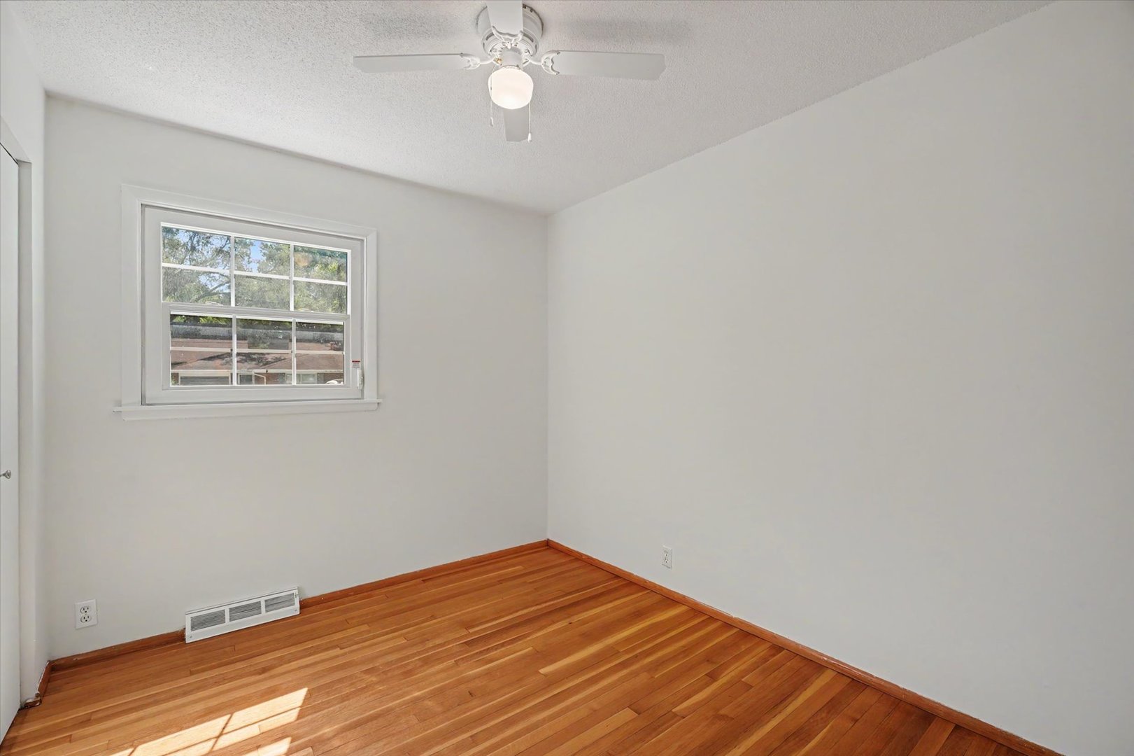 1817 Larch Place Property Photo 19