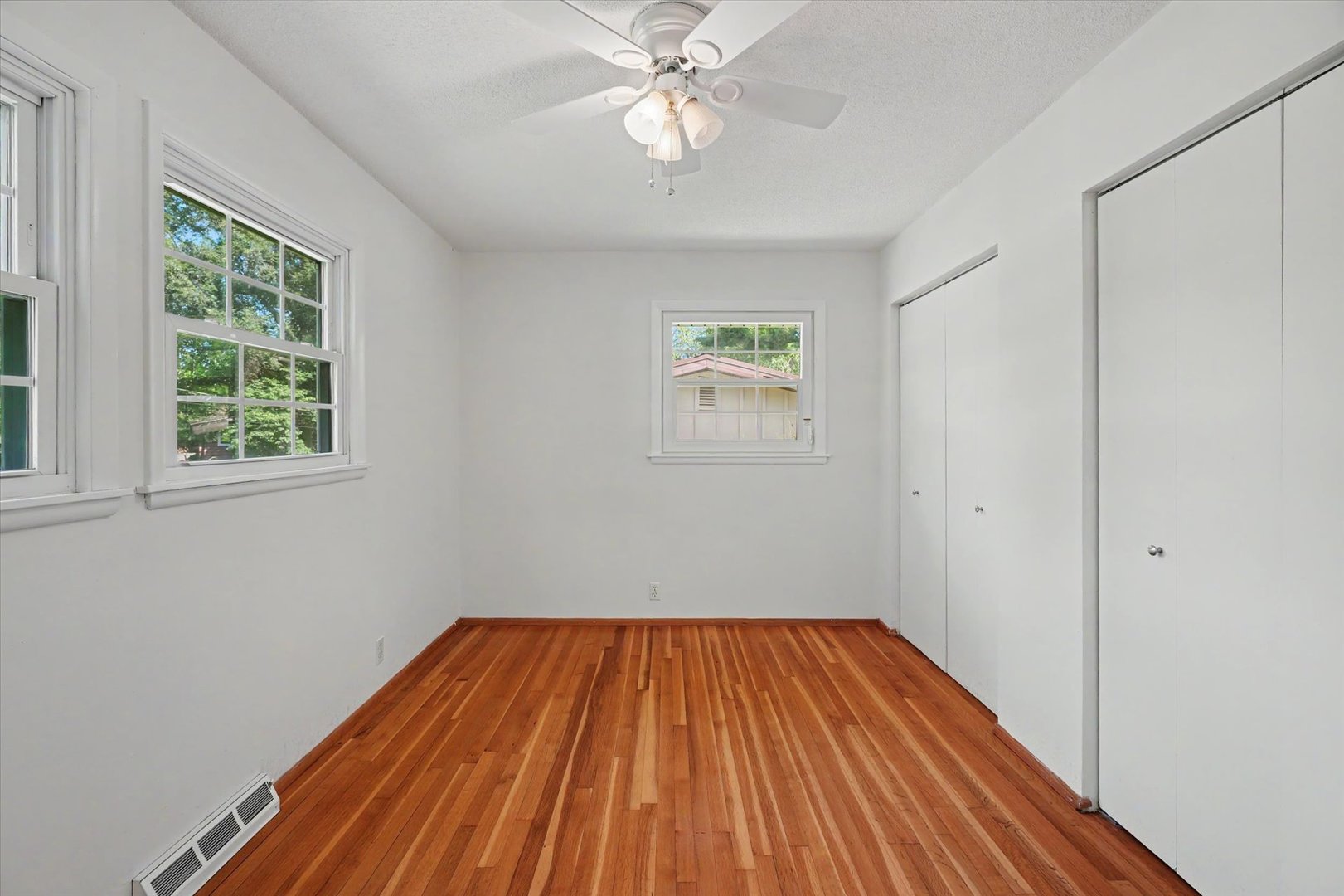 1817 Larch Place Property Photo 23