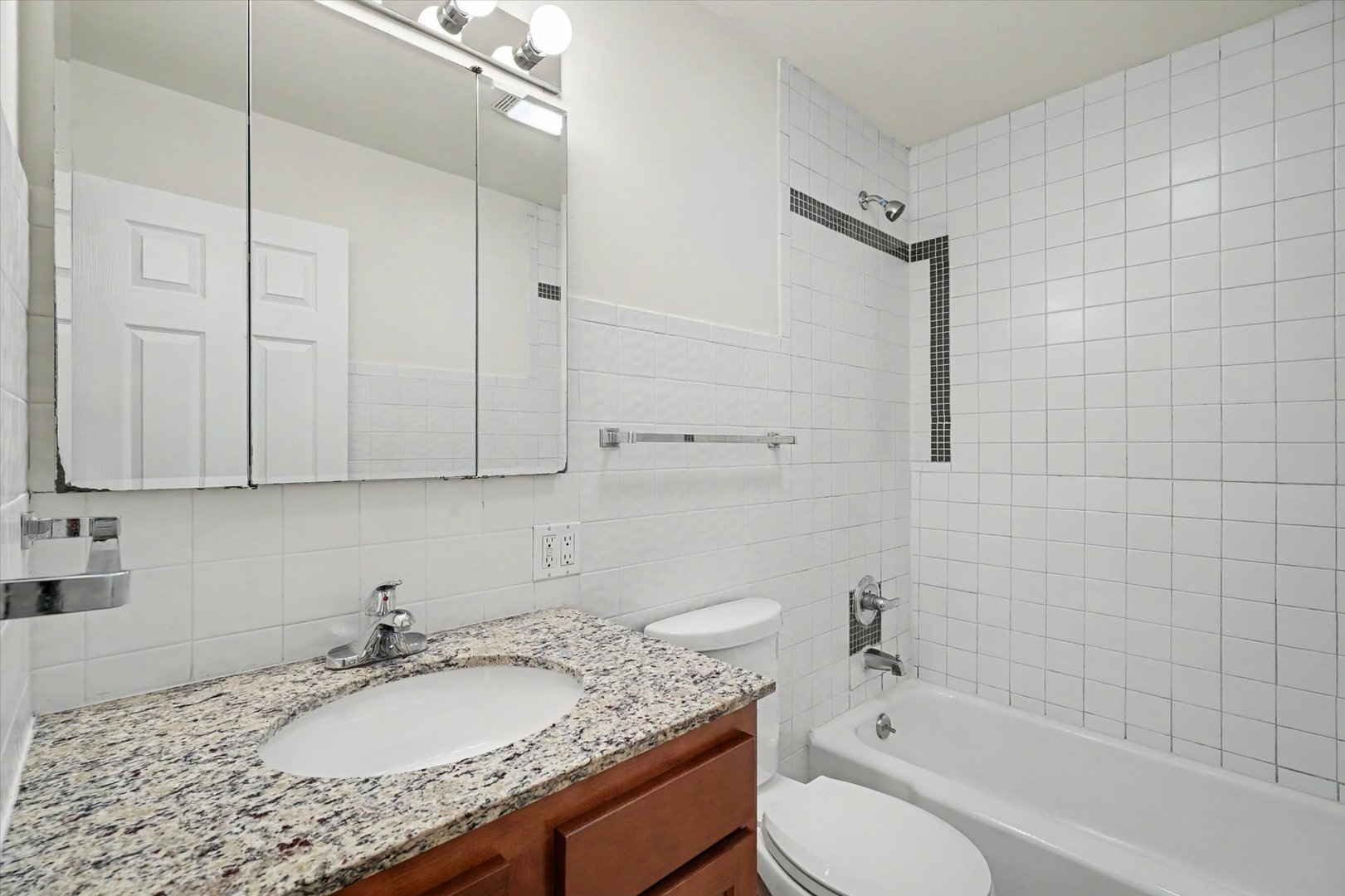 1817 Larch Place Property Photo 25