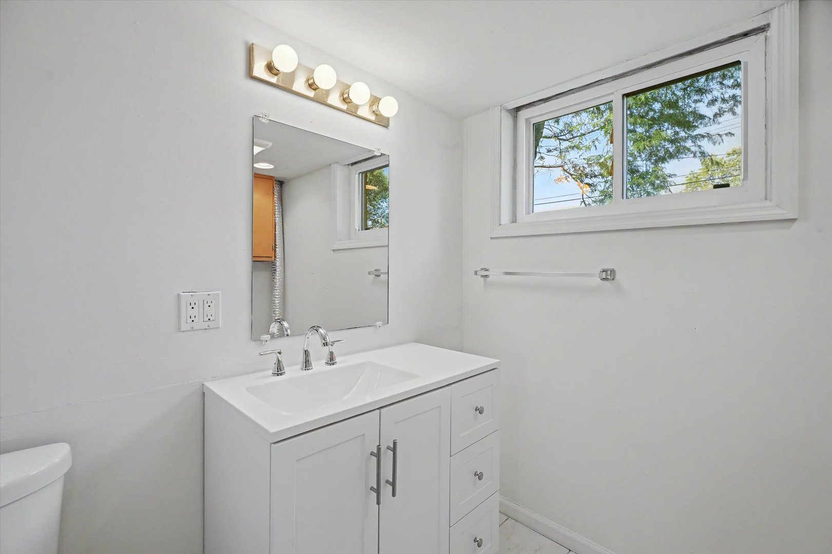 1817 Larch Place Property Photo 30