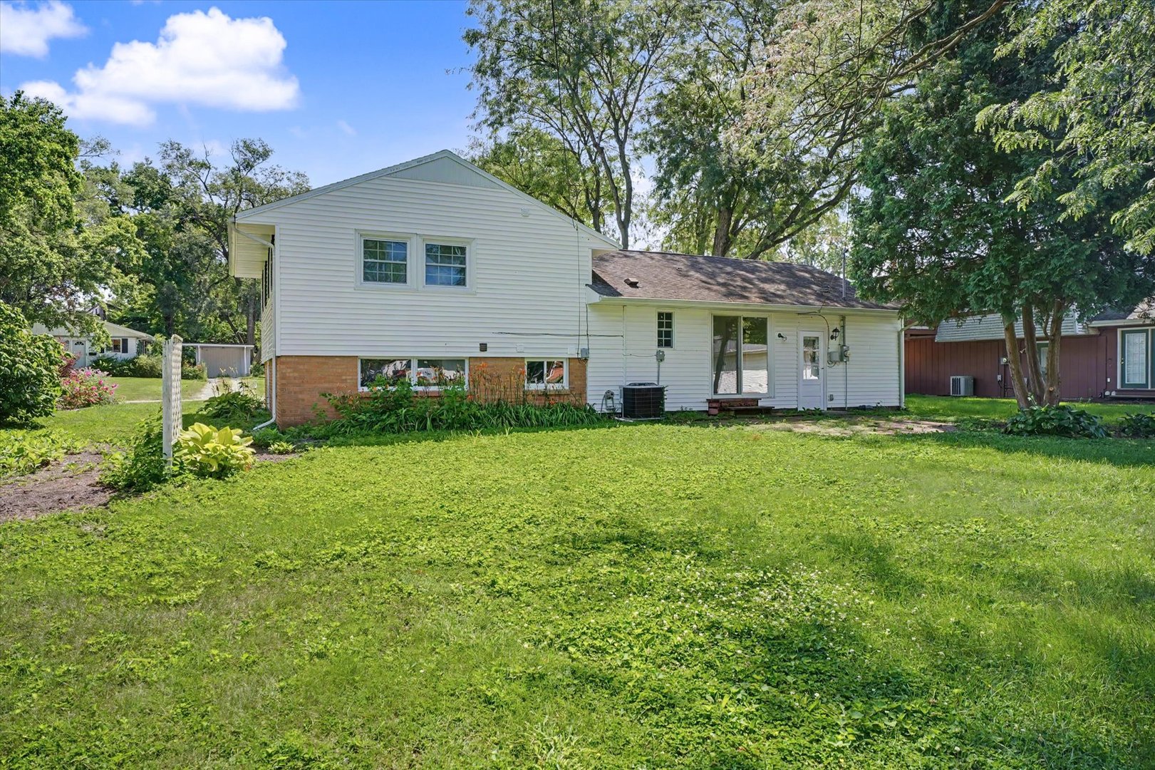 1817 Larch Place Property Photo 33
