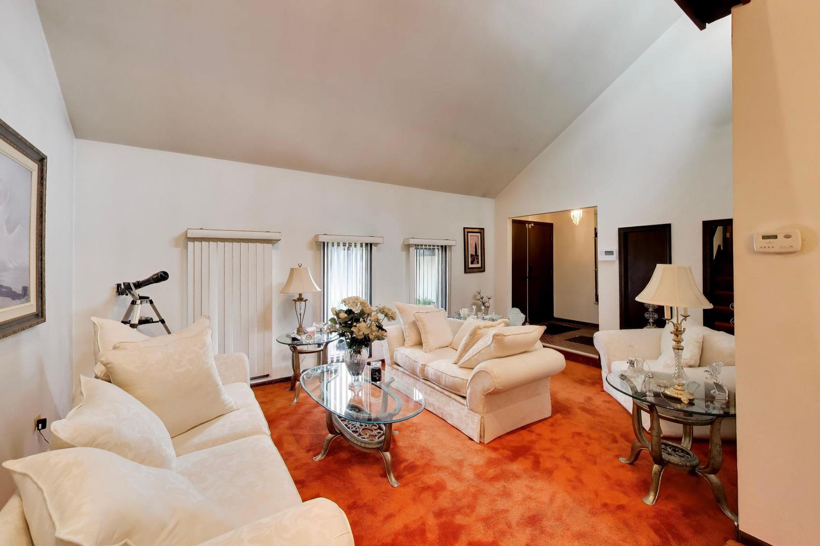 22160 Scott Drive Property Photo 6