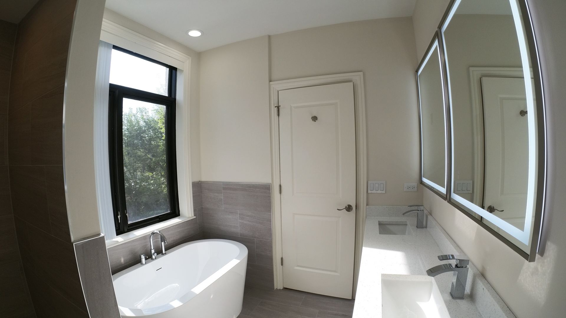 1701 W Chicago Avenue 3 Property Photo 17