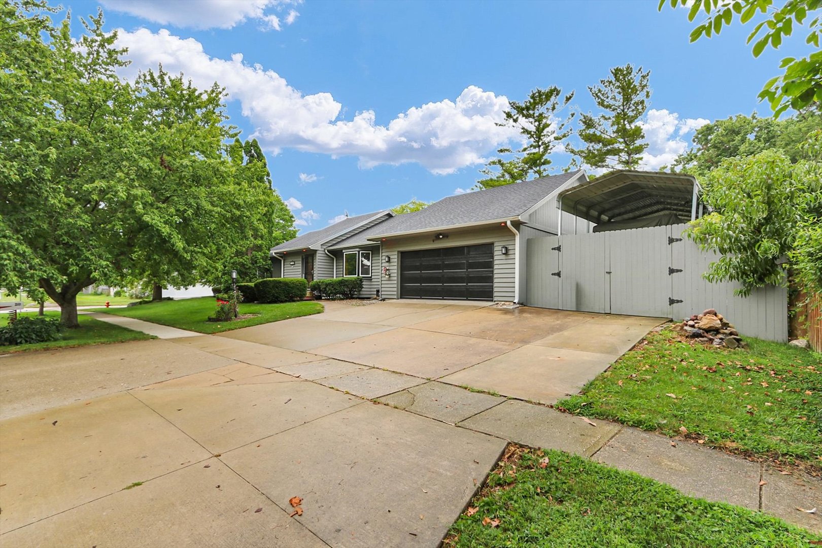 3501 Roxford Drive Property Photo 1