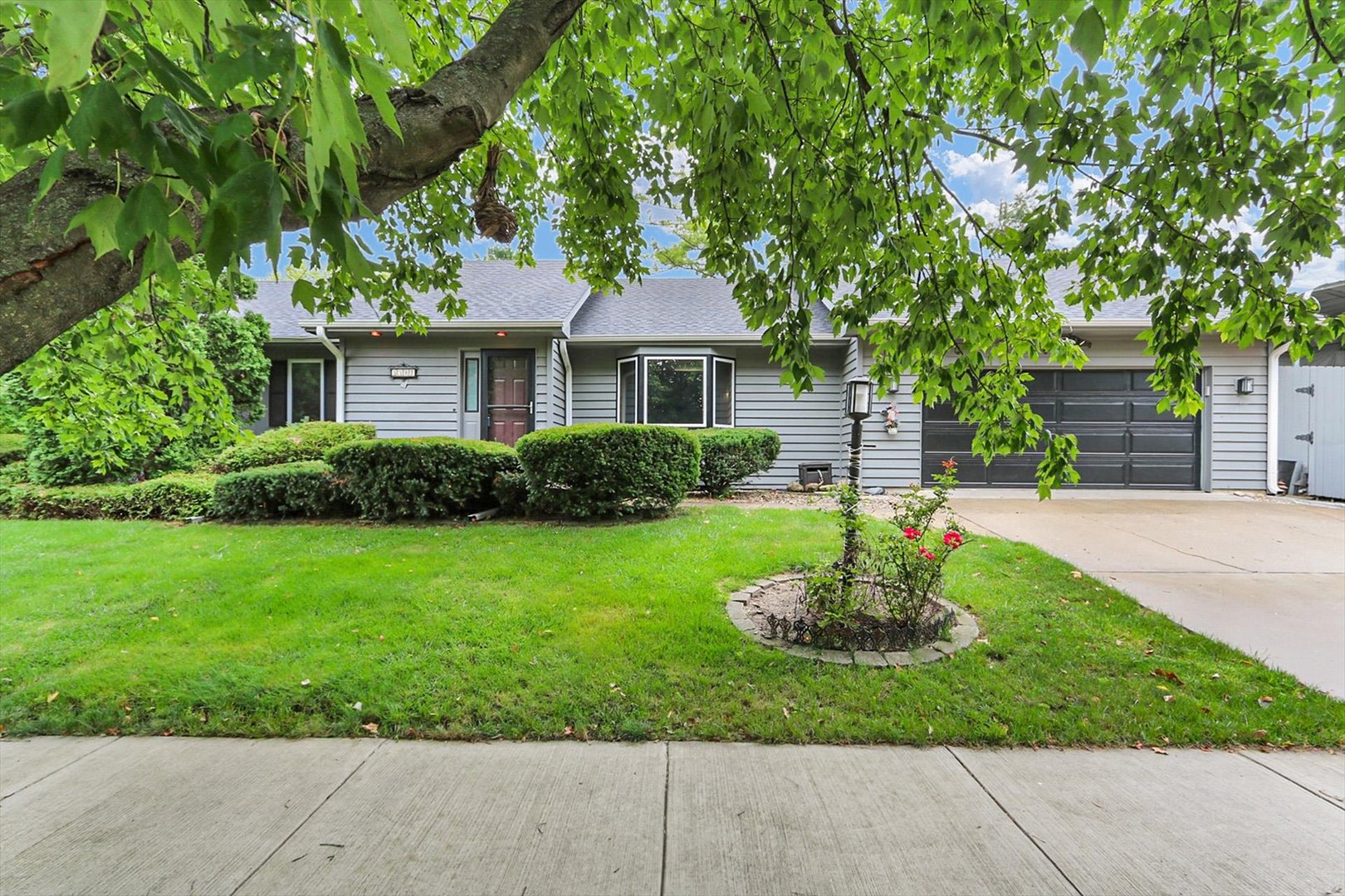 3501 Roxford Drive Property Photo 1