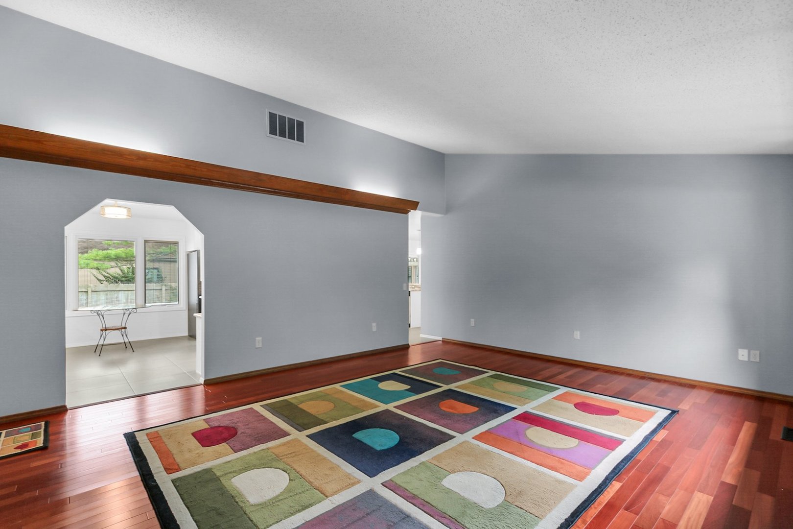 3501 Roxford Drive Property Photo 8