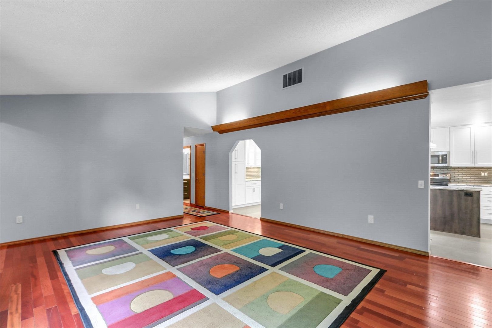 3501 Roxford Drive Property Photo 9