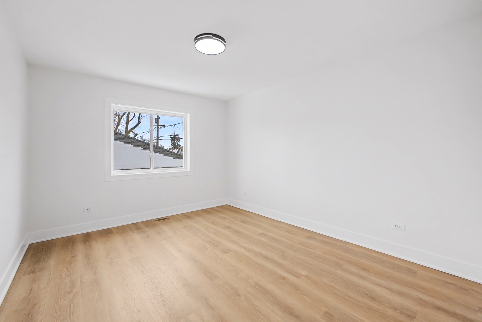 8244 44th Street Property Photo 14