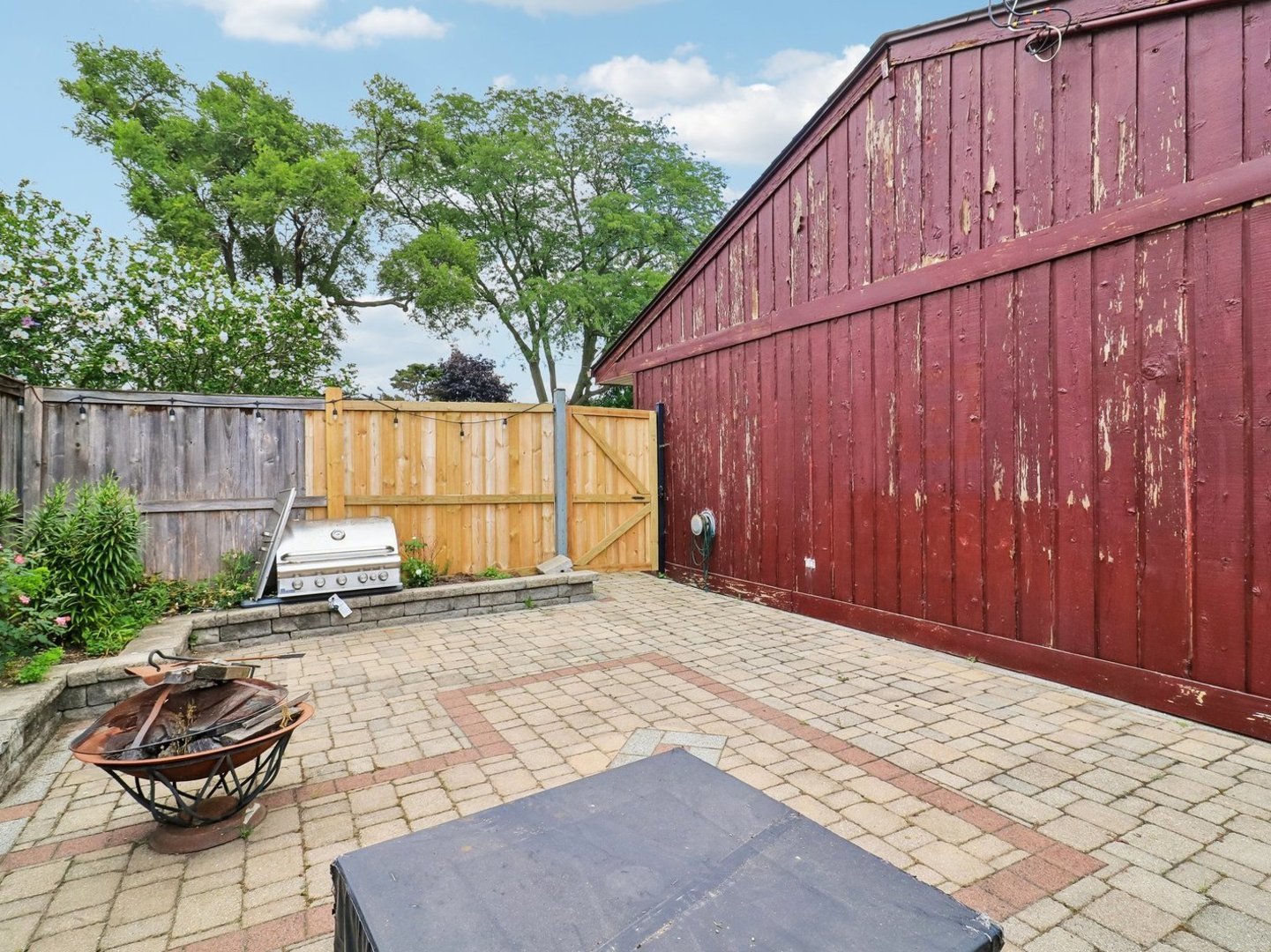 2952 George Street Property Photo 38