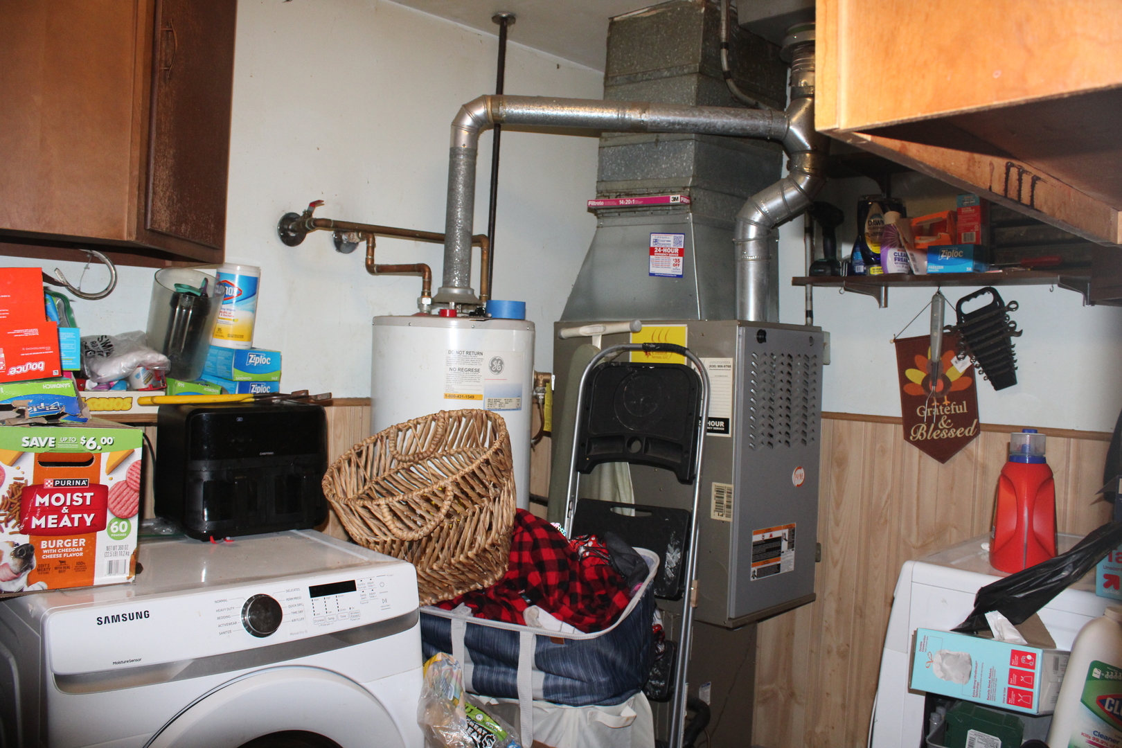 450 Hyde Park Avenue Property Photo 4
