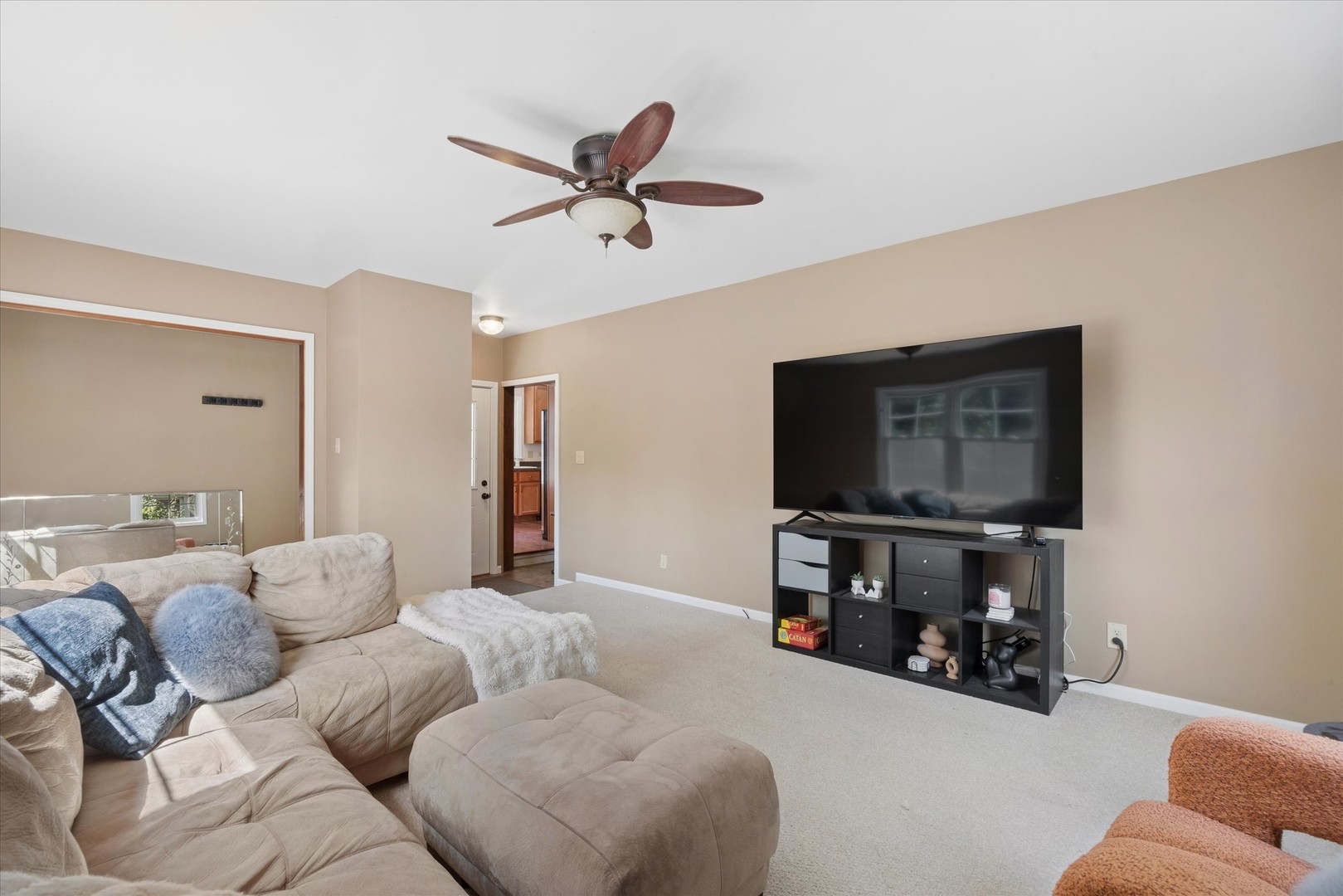 1902 E Indiana Street Property Photo 14