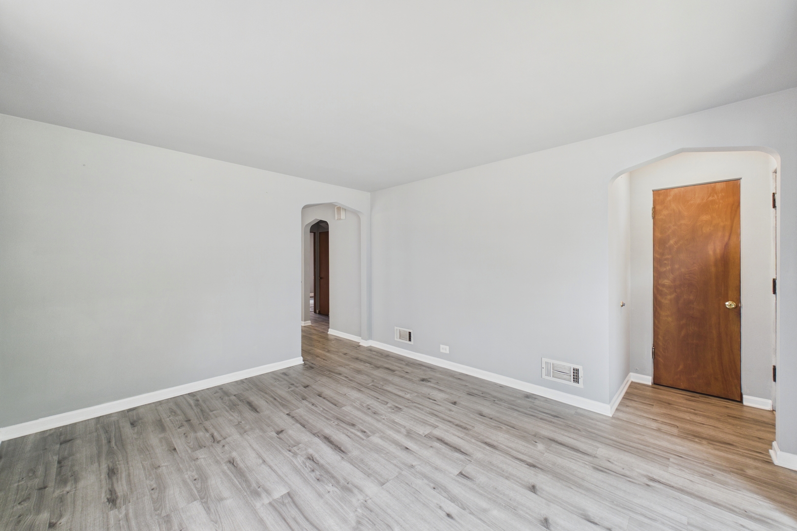 6103 W 35th Street Property Photo 7