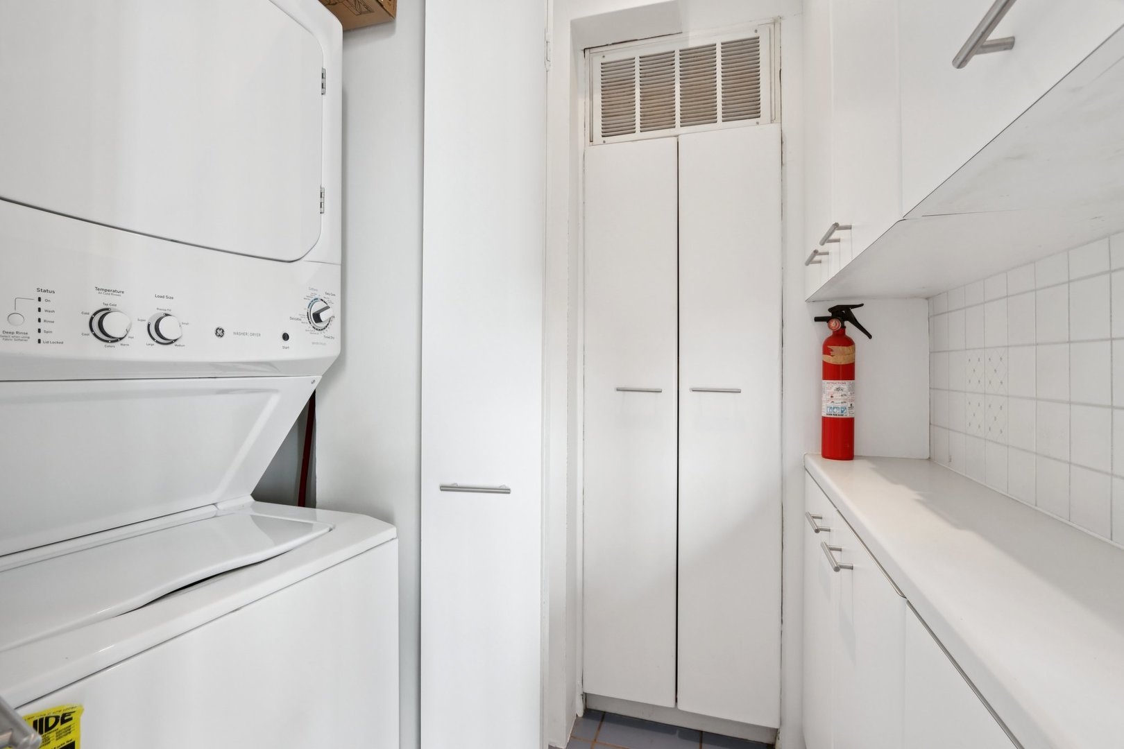 421 W Melrose Street 21ad Property Photo 19