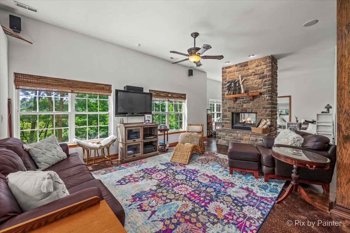 915 Nippersink Road Property Photo 23