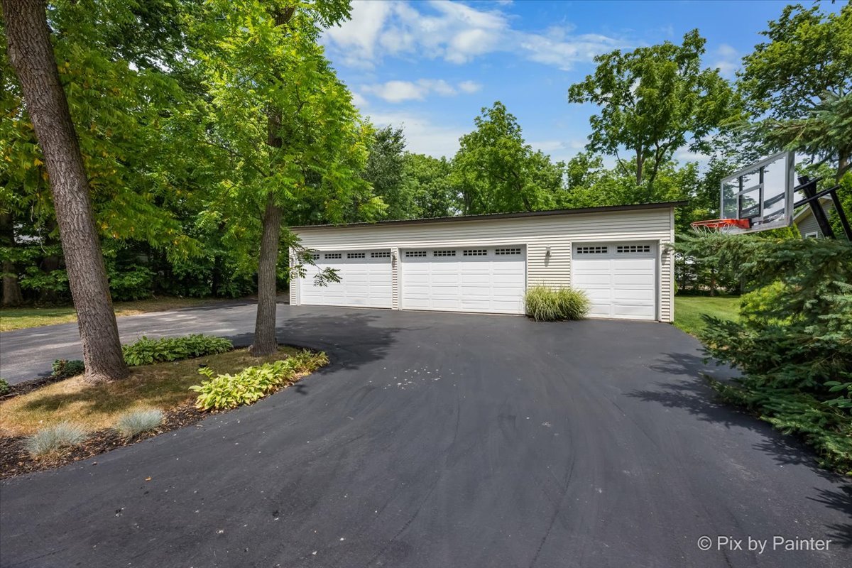 915 Nippersink Road Property Photo 31