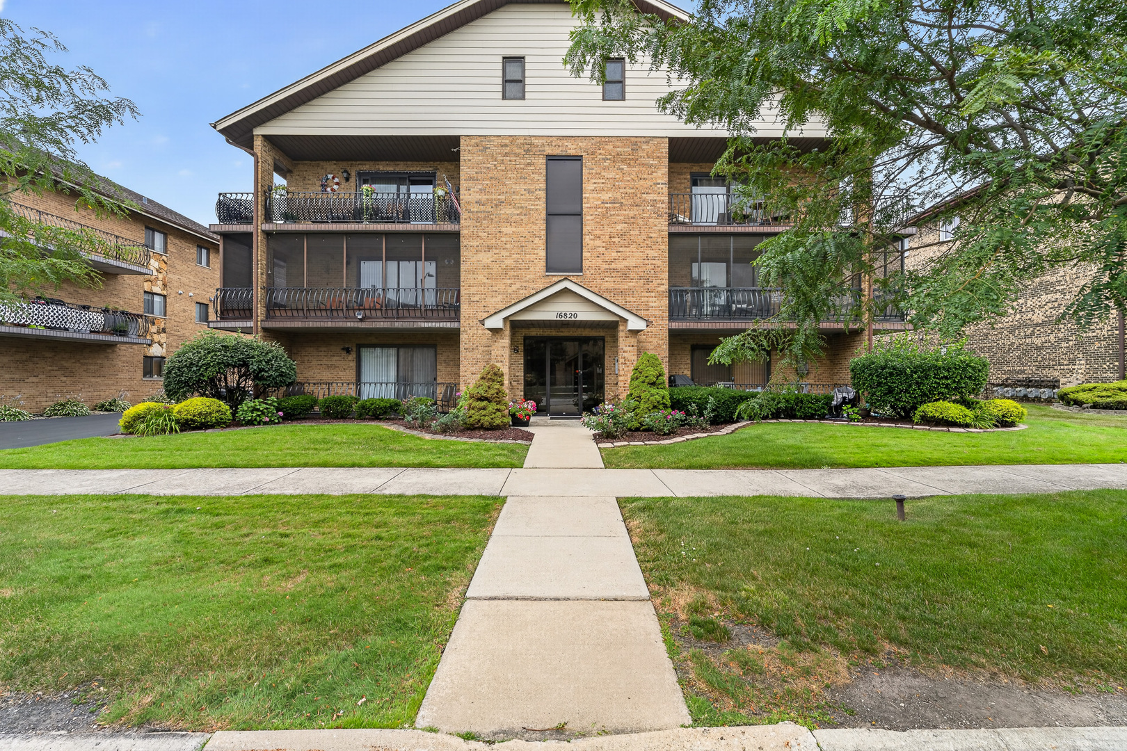 16820 81st Avenue 1n Property Photo 28