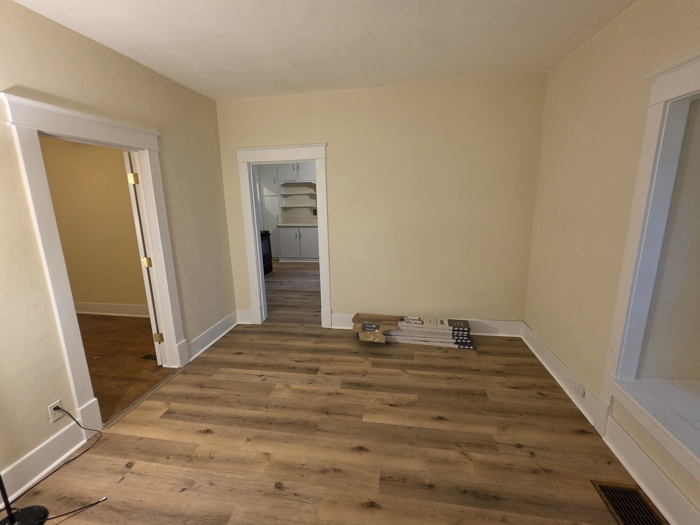 1204 N Dawley Street Property Photo 13