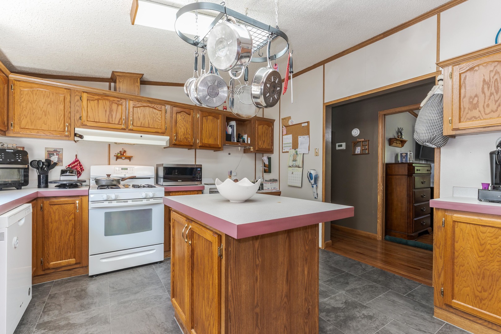 214 S 6th Street Property Photo 18