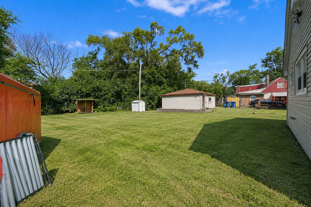 16612 Geneva Drive Property Photo 17