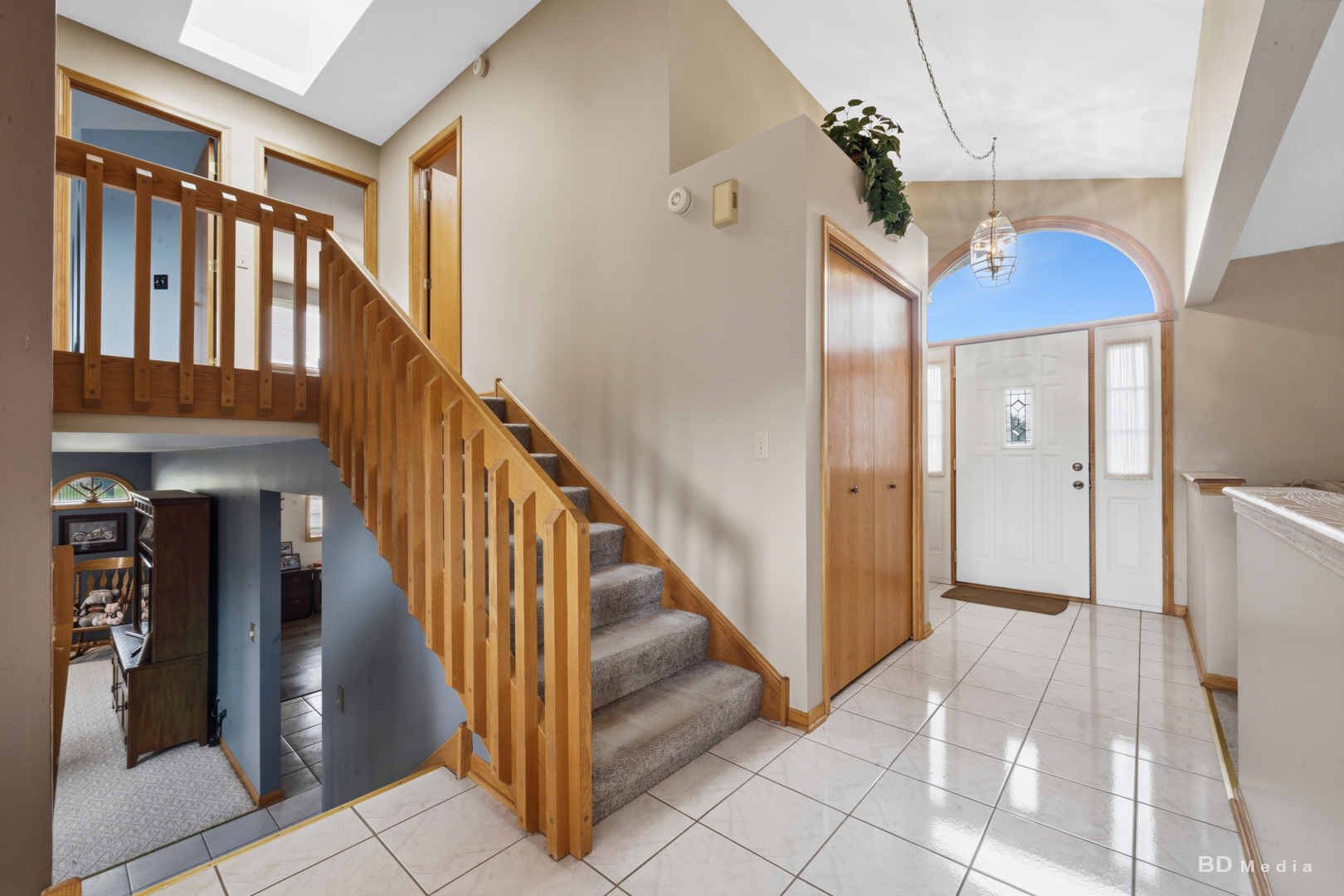 10708 Willow Avenue Property Photo 9