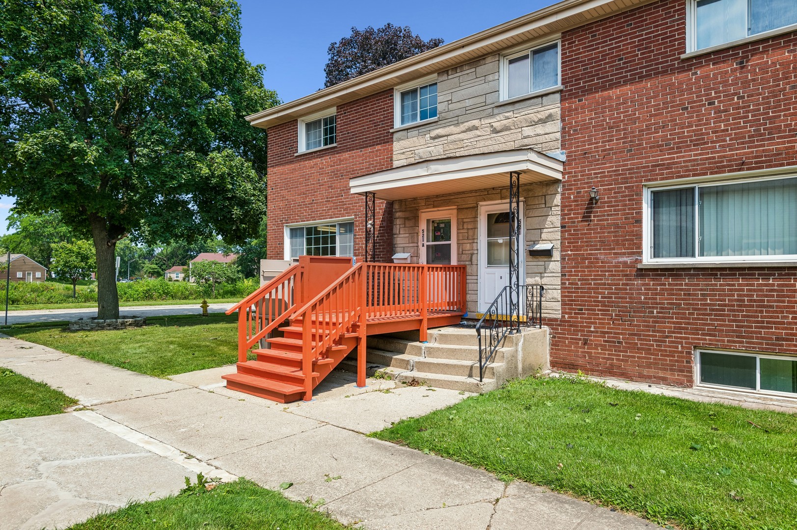 521 James Court A Property Photo 2