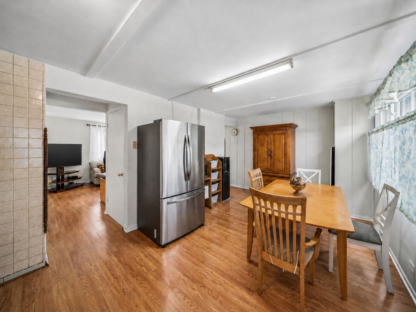 521 James Court A Property Photo 6