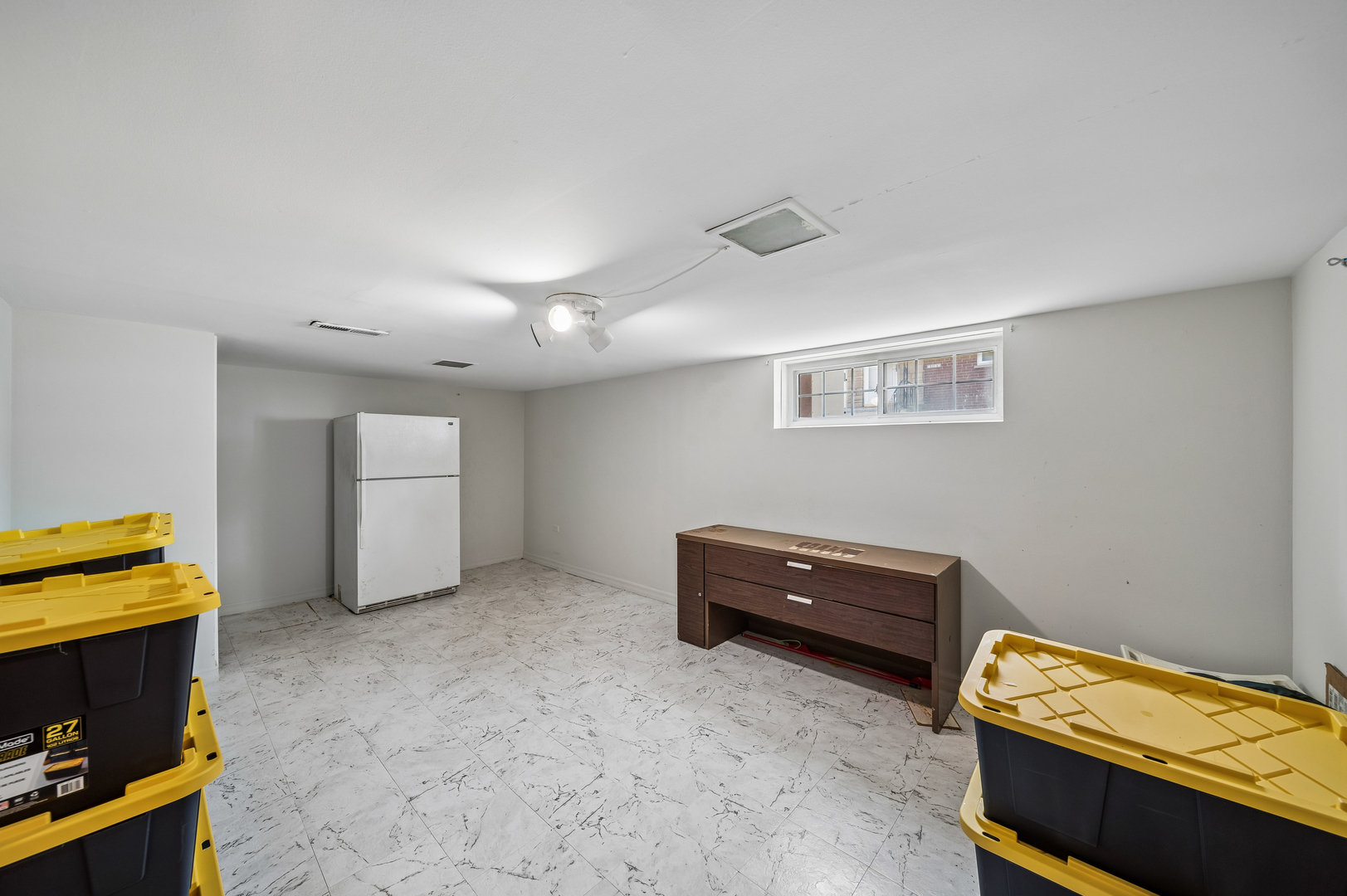 521 James Court A Property Photo 13