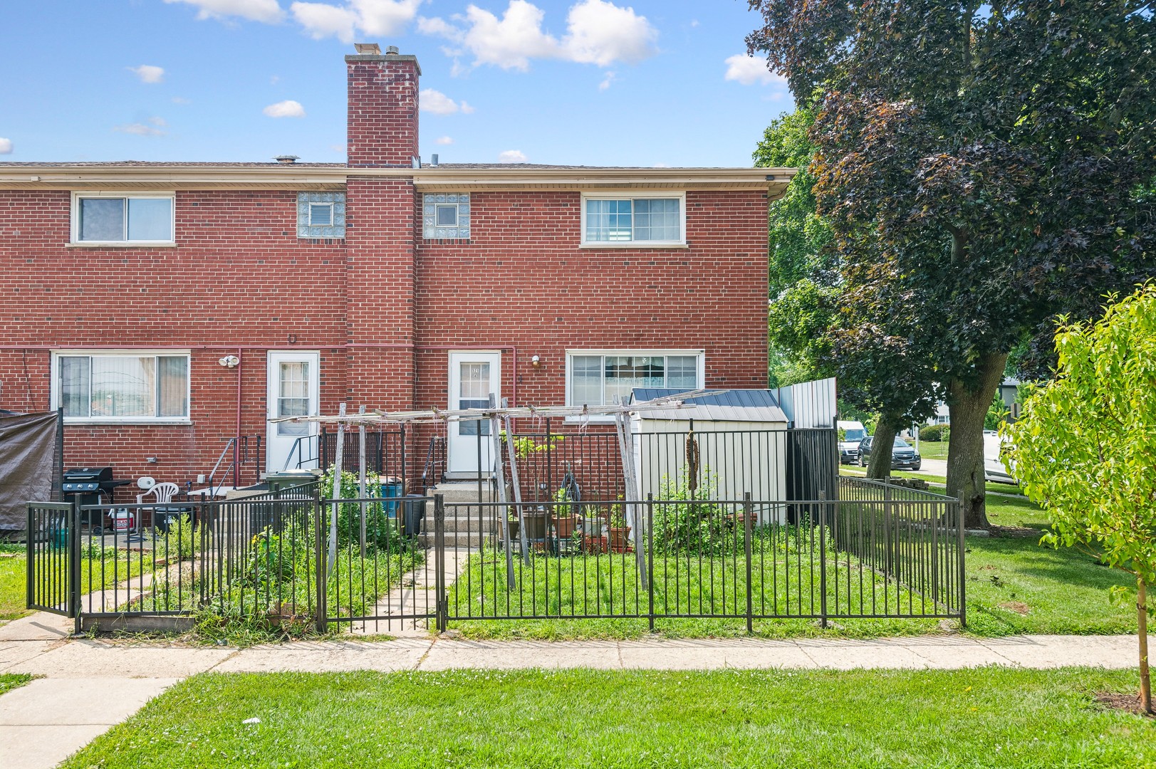 521 James Court A Property Photo 16