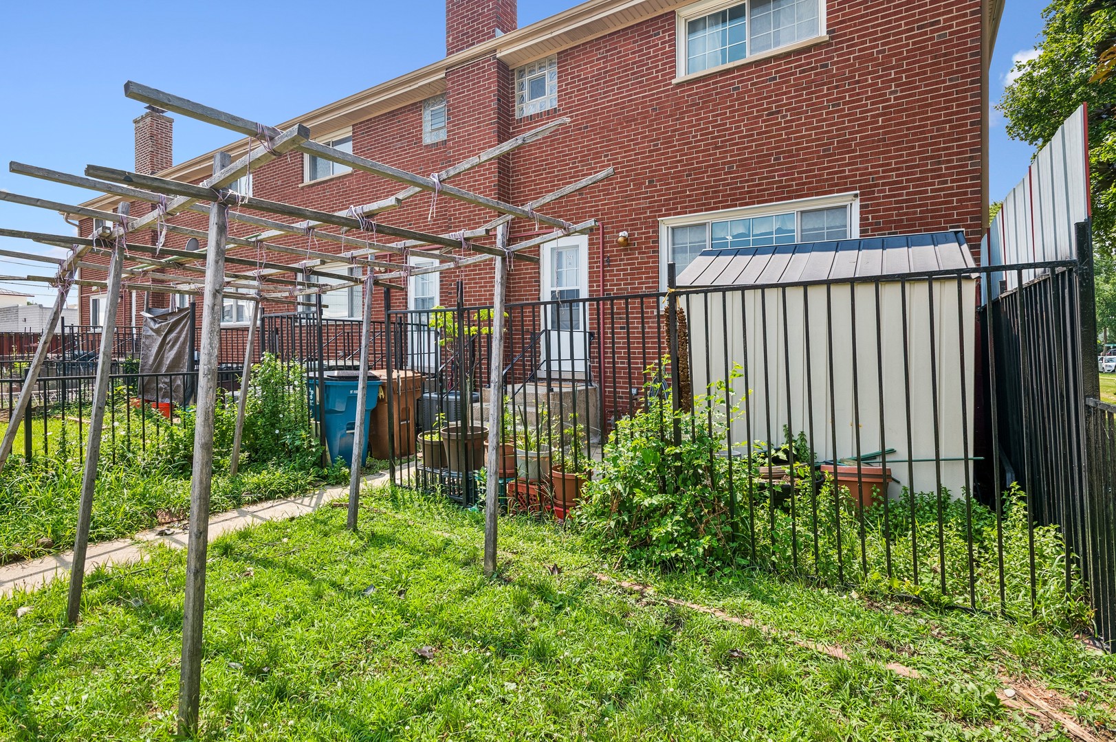 521 James Court A Property Photo 17