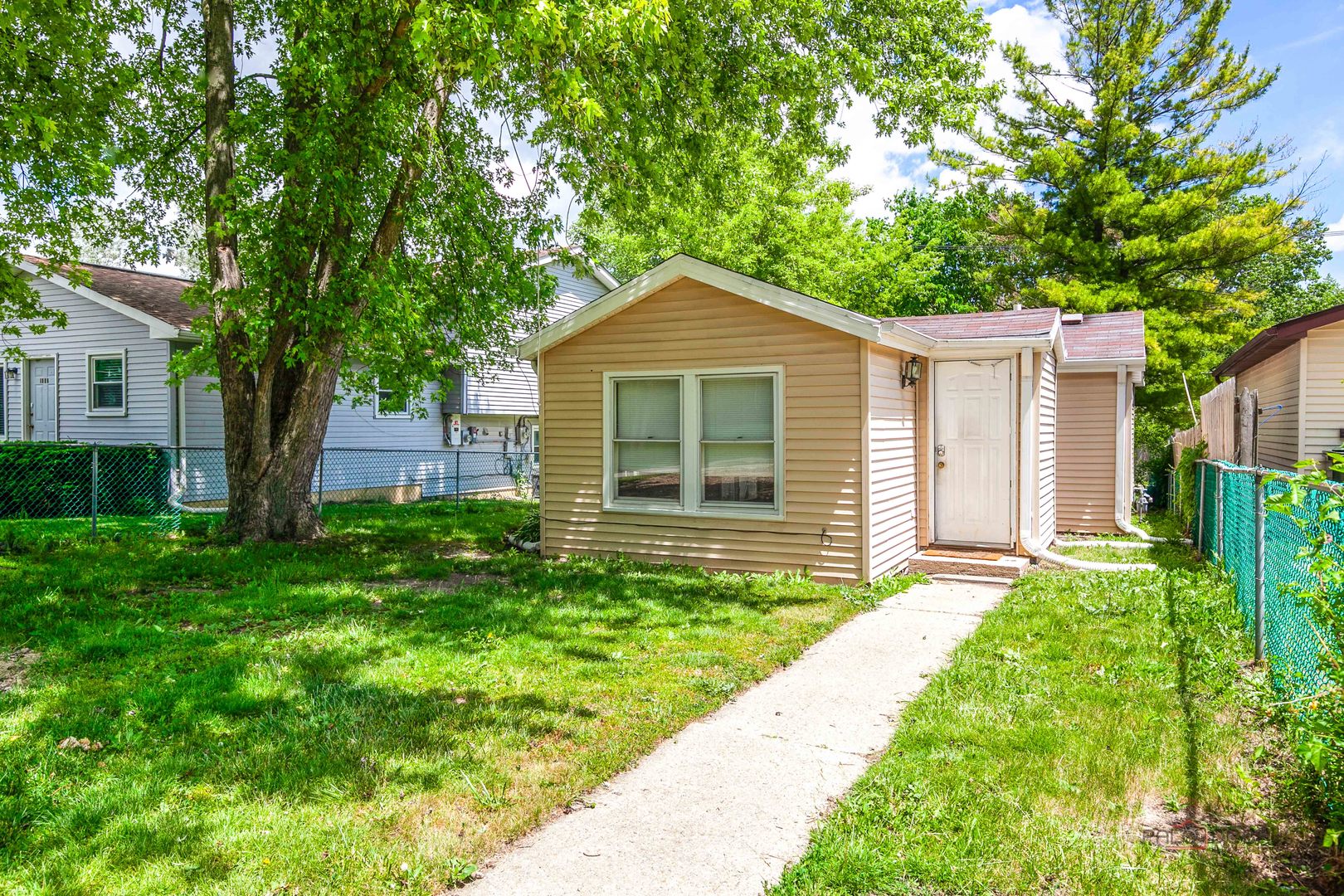 1809 Galilee Avenue Property Photo 1